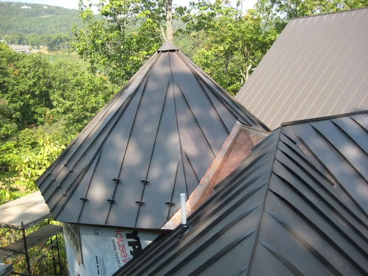 Professional Roof Tarp Installation by Craftsman Roofing in Granada Hills